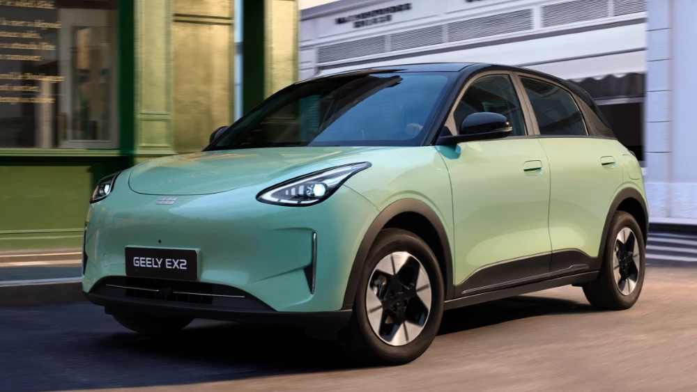 Geely EX2 официально приедет в Россию: самый продаваемый электрокар Китая