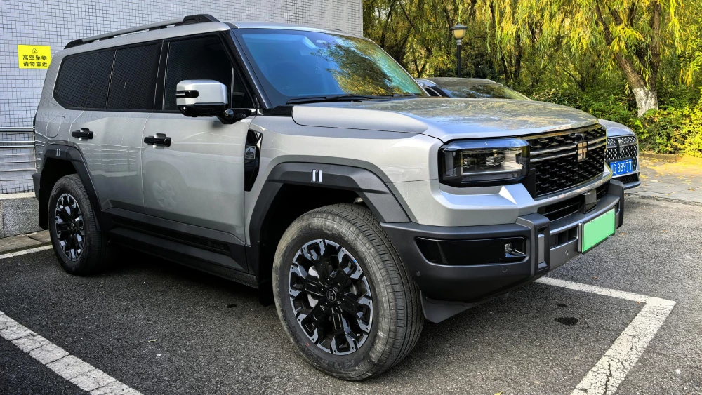 Гибридный внедорожник Jetour G700 проходит сертификацию в России