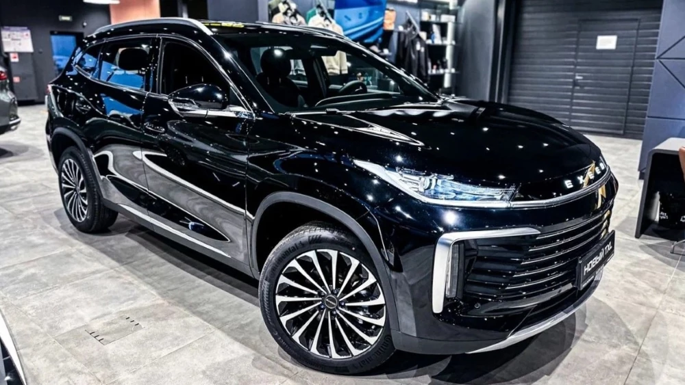 Новый премиум-бренд Esteo приходит в Россию на смену Exeed