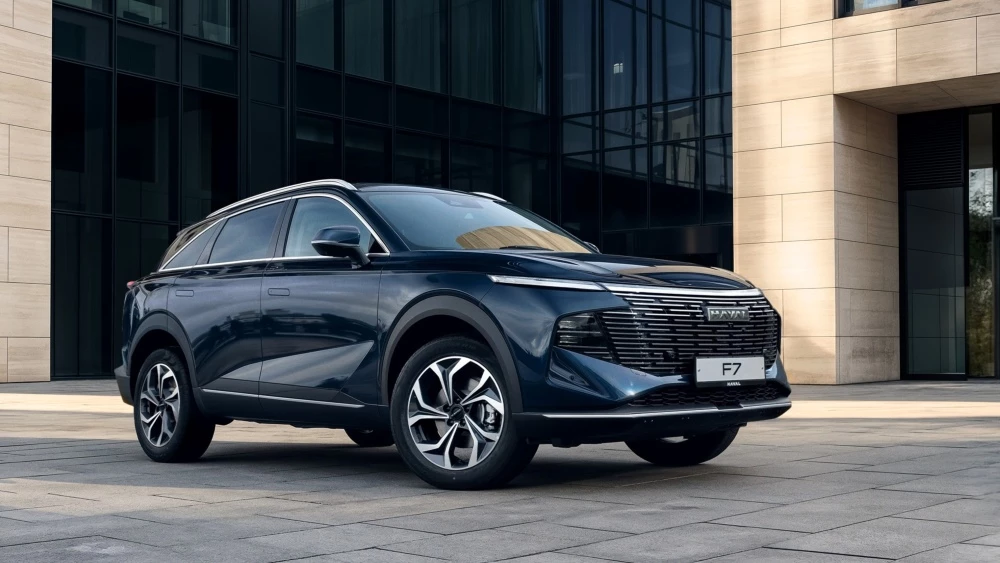 Обновленный Haval F7 выходит на российский рынок: цены и характеристики