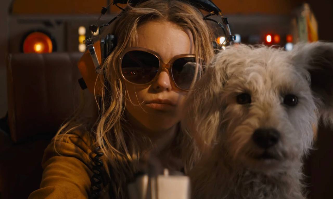 Трейлер «Супергерл» с Милли Олкок и псом Крипто