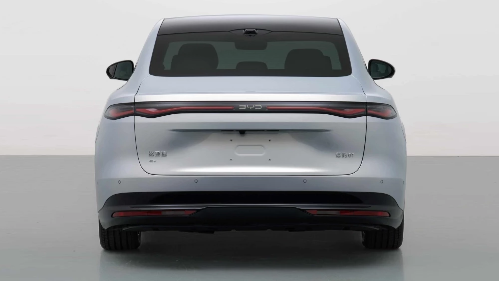 BYD представит доступный седан Seal 07: характеристики и фото