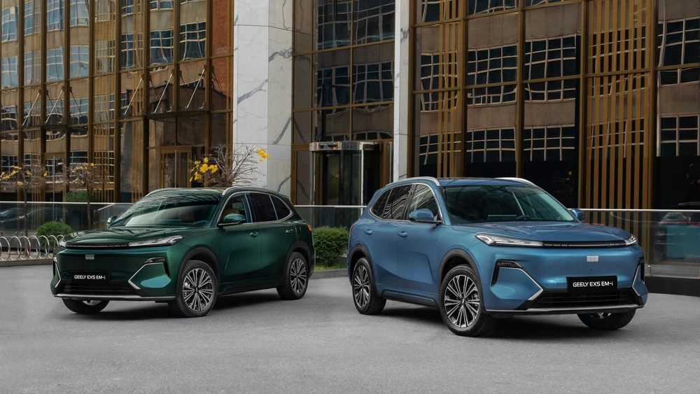 Geely EX5 EM-i с полным приводом выйдет в России до конца 2026 года