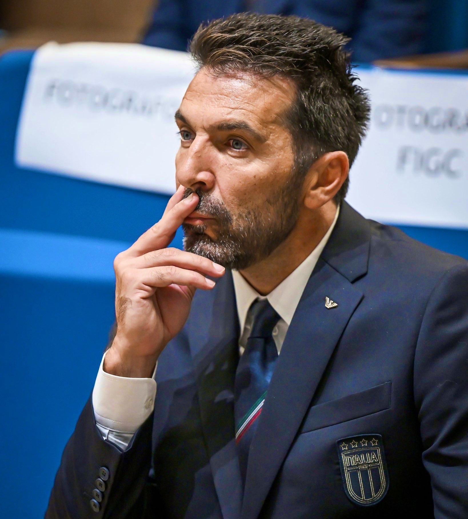 Буффон покидает пост главы делегации сборной Италии