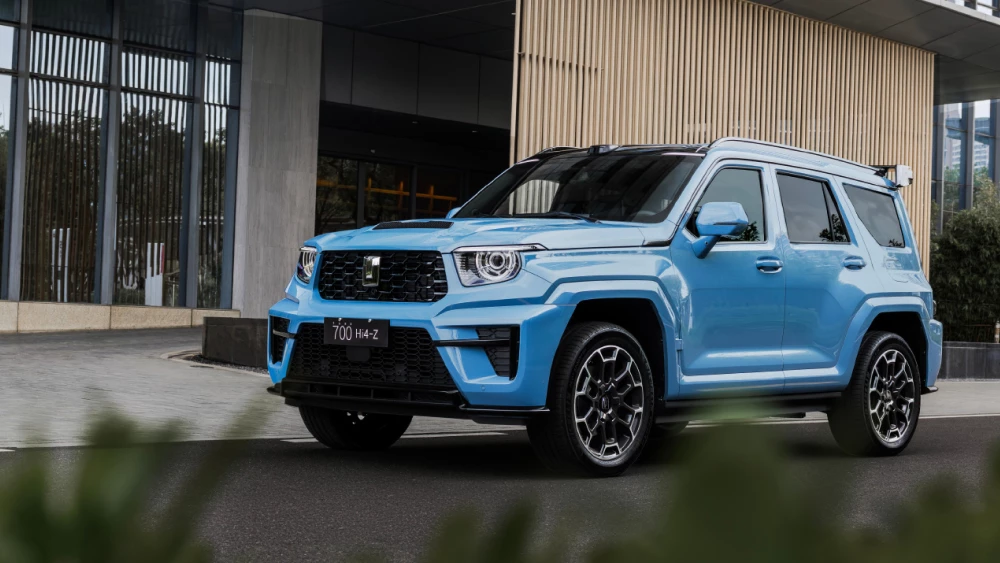 Обновленный Tank 700 вышел в Китае с новым гибридом и улучшенным оснащением