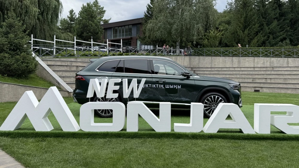 Обновлённый Geely Monjaro для Казахстана: отличия от китайской версии