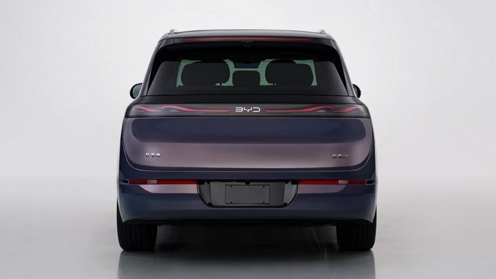 BYD Sealion 08: раскрыты характеристики нового флагманского кроссовера
