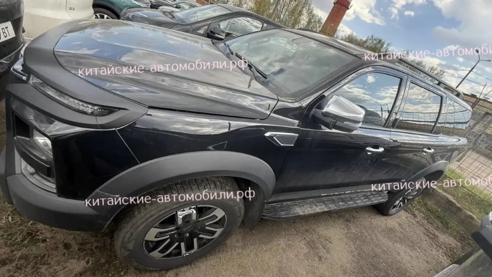 Рамный внедорожник JAC JS9 заметили на тестах в России: фото и детали