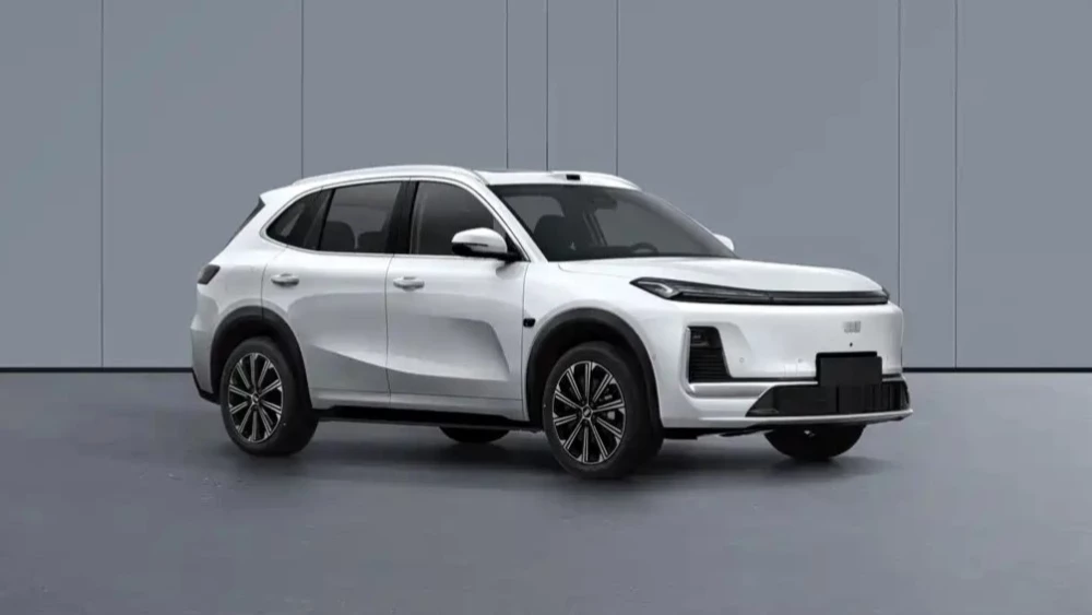Geely EX5 EM-i получит полный привод в Китае: обновленный кроссовер