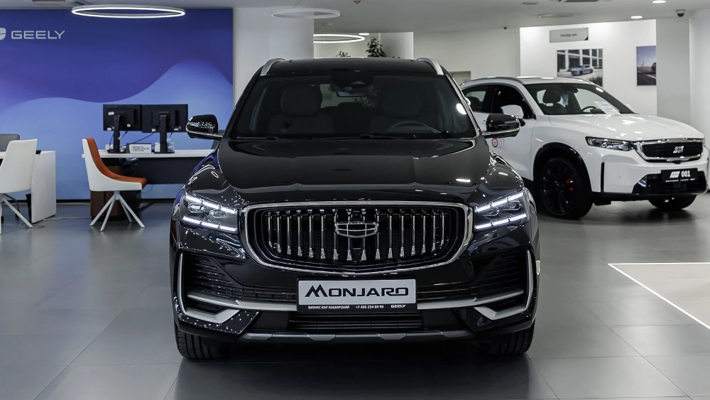 Geely Monjaro стал доступнее: старт продаж новой базовой версии «Люкс»