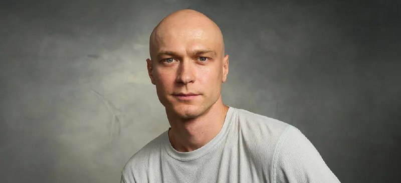Юра Борисов сыграет в режиссерском дебюте Сальмы Хайек