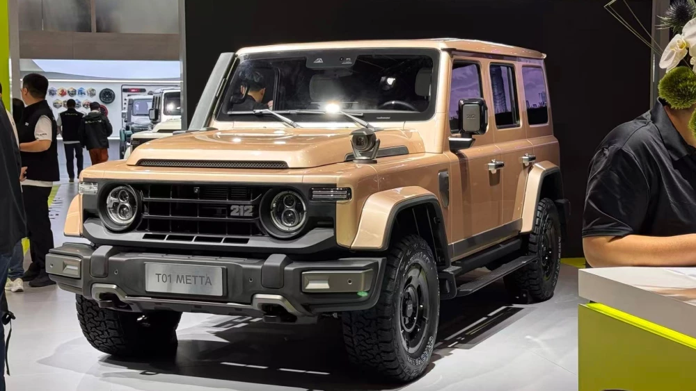 BAW 212 на автосалоне в Пекине: новые внедорожники и цены