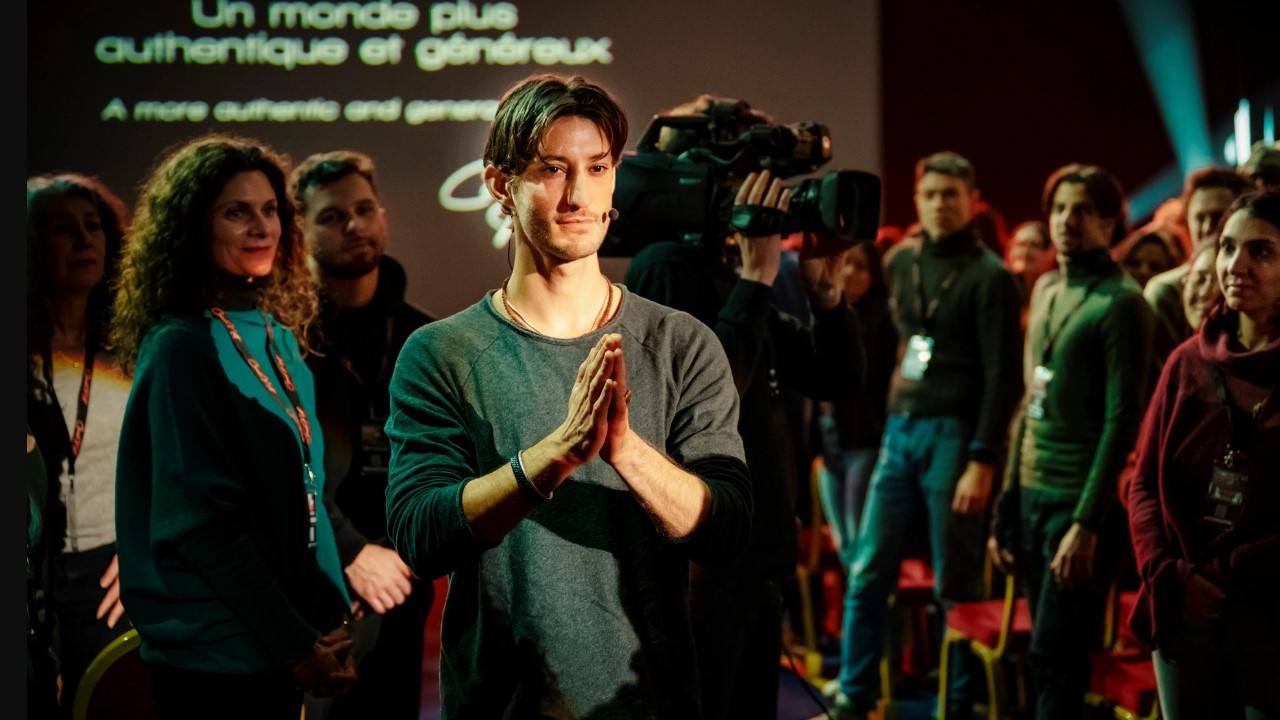 Триллер «Гуру» с Пьером Нинэ разоблачает темную сторону коучинга