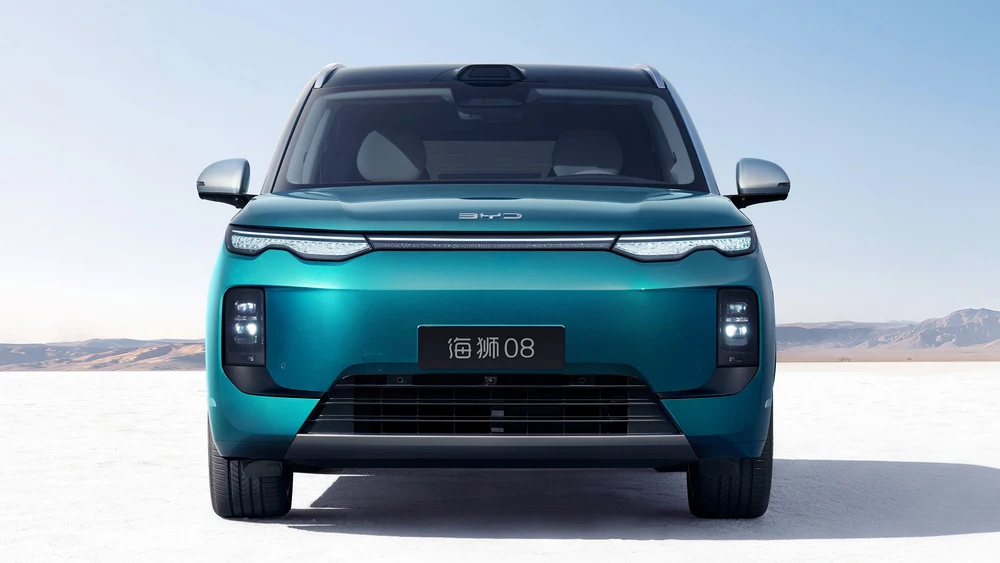 BYD Sealion 08 выходит на рынок: комплектации и цены раскрыты
