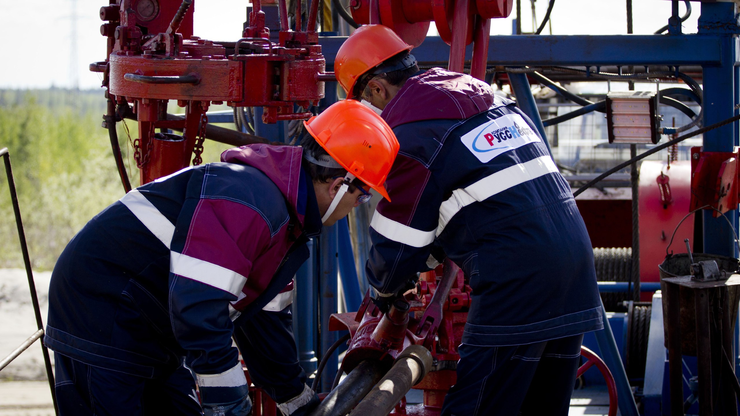 Русснефть показала снижение прибыли и выручки в 2025 году