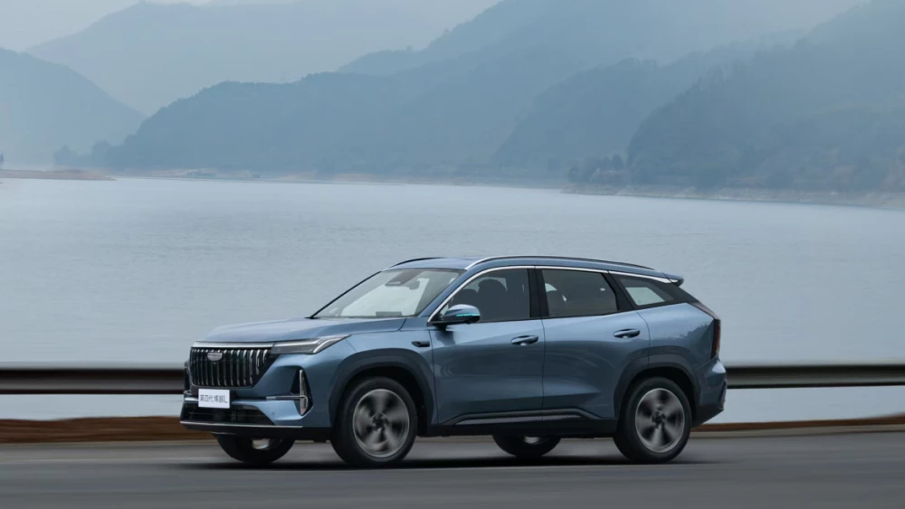 Geely Atlas получит автопилот и выйдет в России как Volga