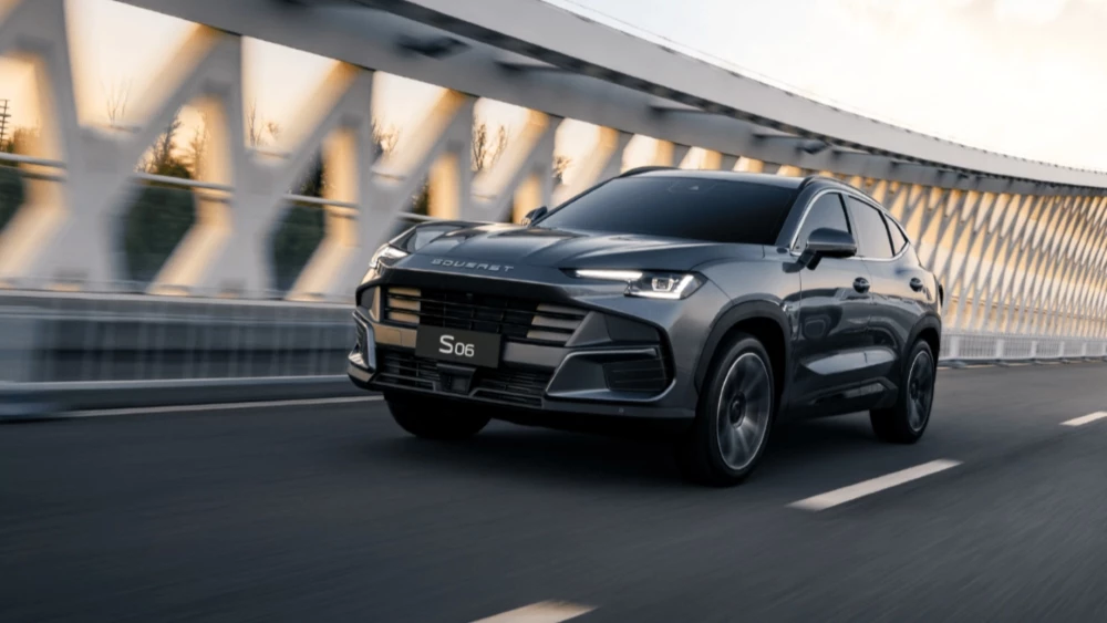 Кроссовер Soueast S06 стартовал в России с ценой от 3,1 млн рублей