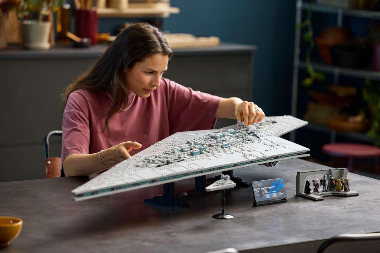 LEGO выпускает гигантский дредноут из «Звёздных войн» длиной 136 см