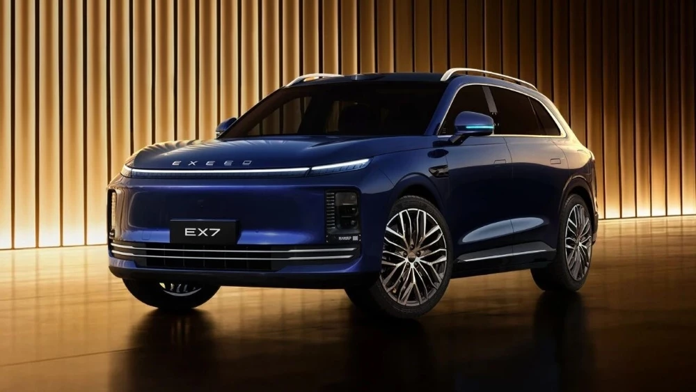 Обновленный кроссовер Exeed Exlantix ET выйдет в России в октябре 2026 года