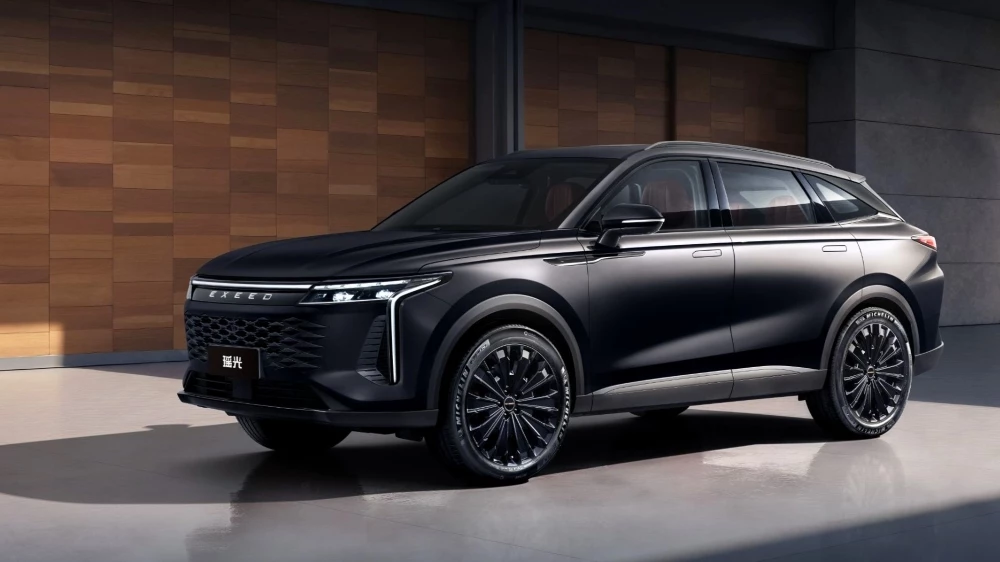 Обновленный кроссовер Exeed RX 2027 года поступил в продажу в Китае