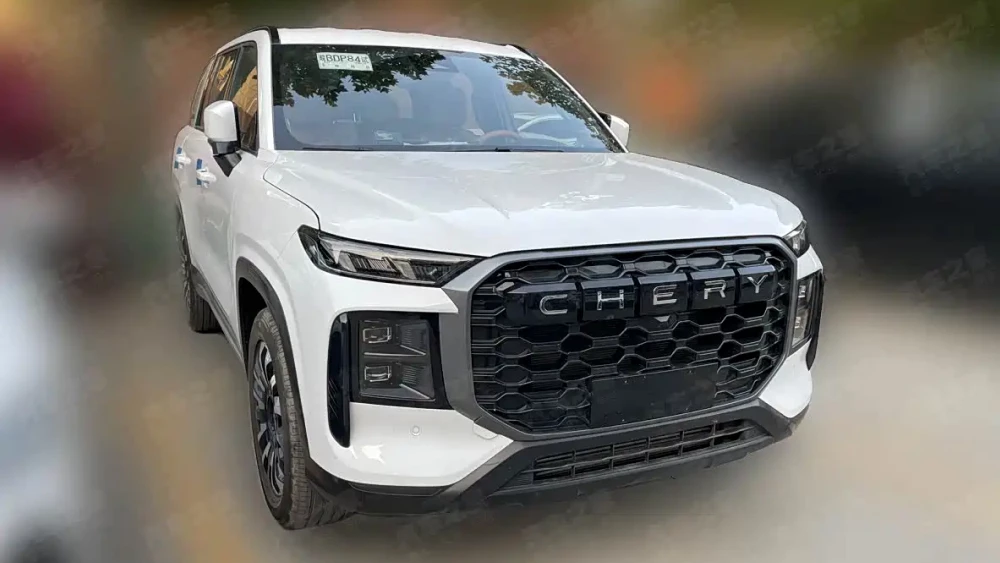 Предсерийный Chery Tiggo V с дизайном от россиянина замечен на тестах в Китае