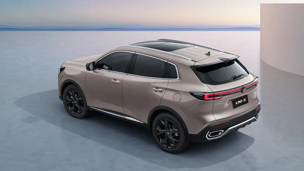 Дизайнер Changan рассказал об адаптации Uni-S для России