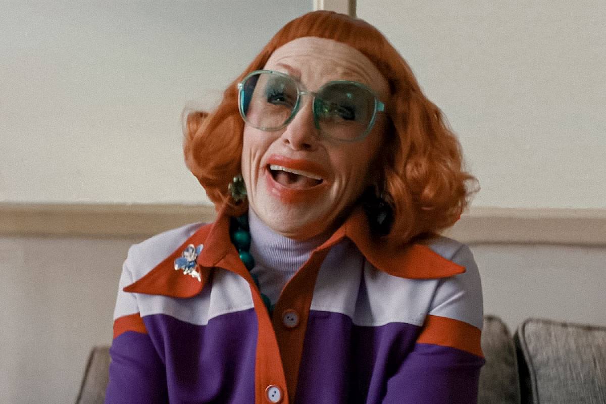 Зак Креггер напишет сценарий фильма о тёте Глэдис из «Орудий»