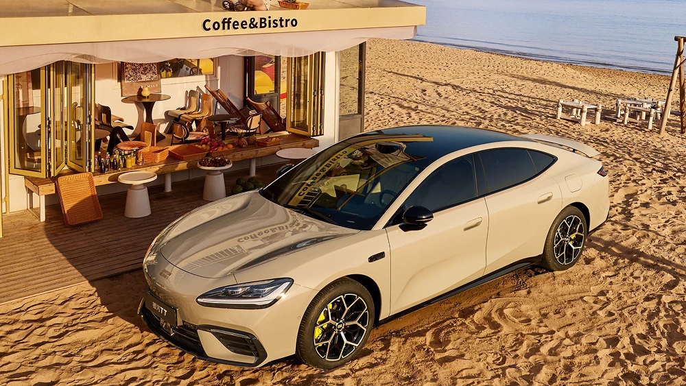 Geely Galaxy TT: доступный электрокар с мощностью 333 л.с.