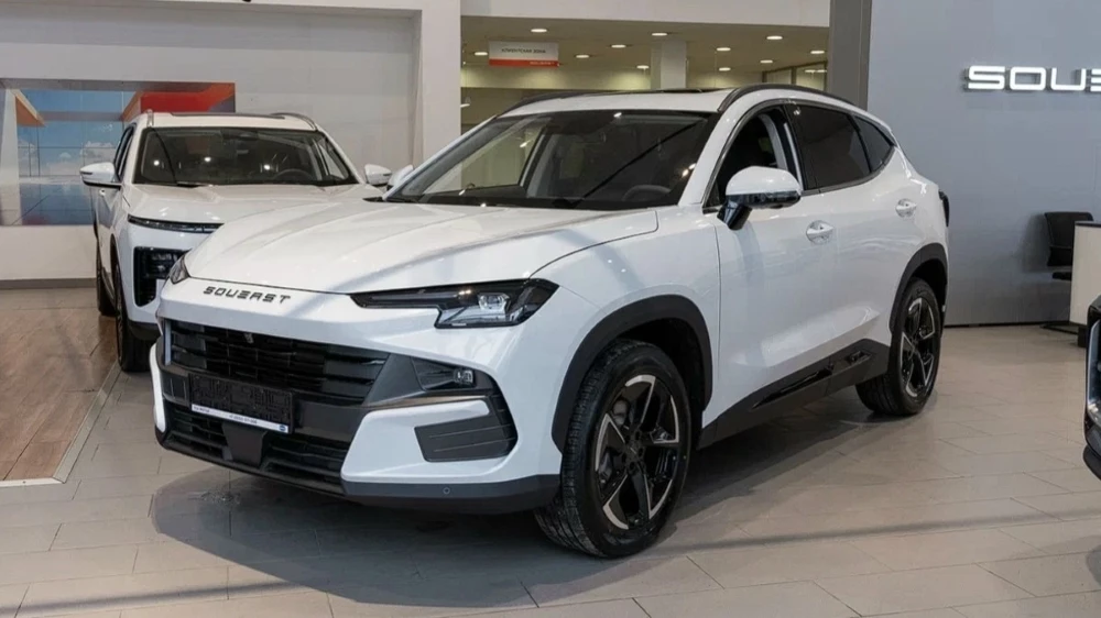 Апрельские новинки авторынка России: 15 моделей, среди которых «Волги», Haval и Geely Coolray