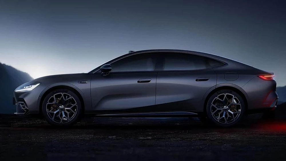Geely Galaxy TT: раскрыт интерьер и объявлена дата старта продаж конкурента Xiaomi SU7