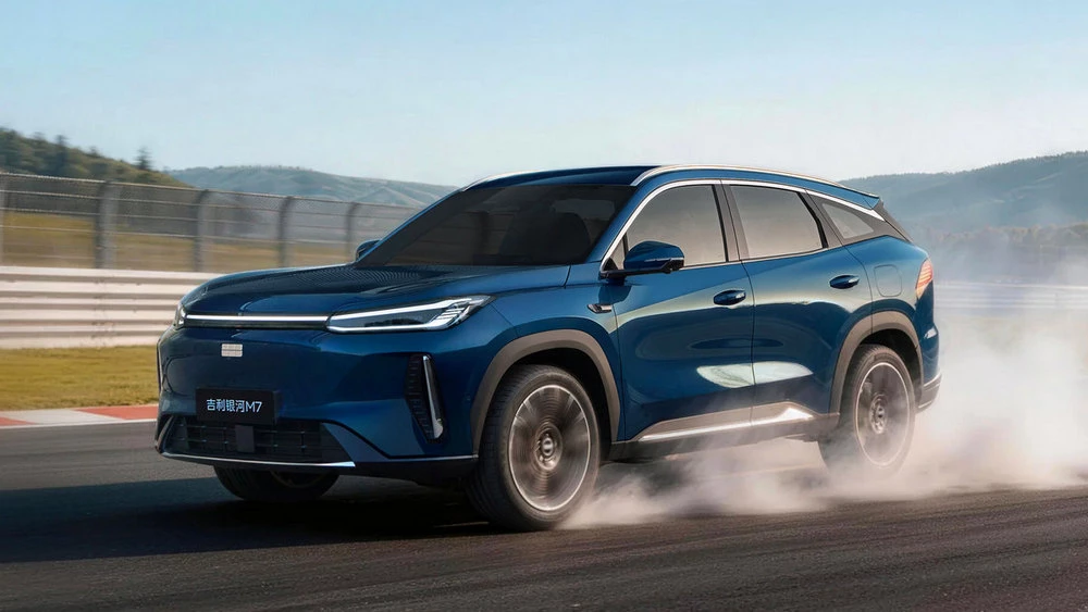 Geely Galaxy M7 открыл предзаказ в Китае: цены и комплектации