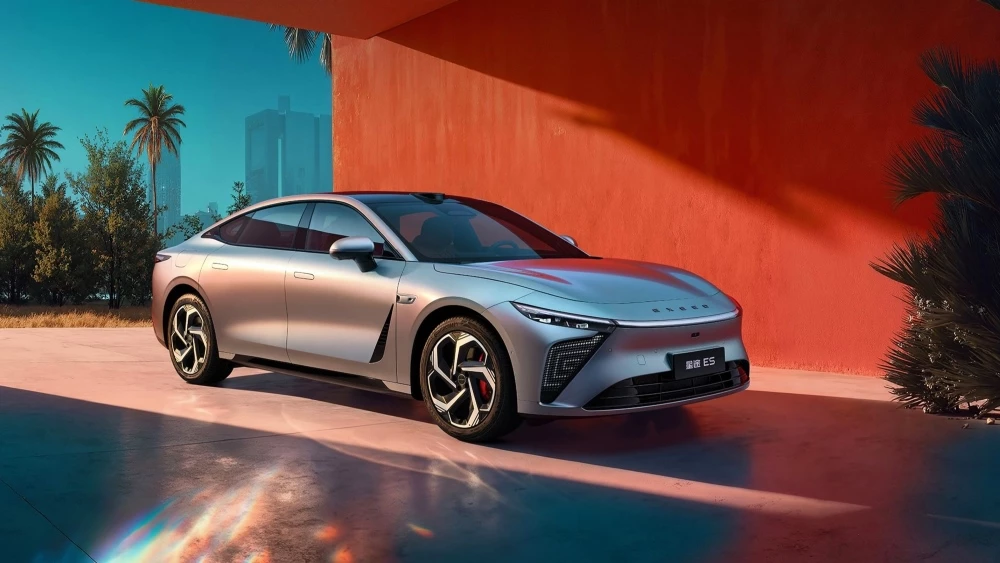 Обновленный Exeed ES 2027 года поступил в продажу в Китае: цены и новшества