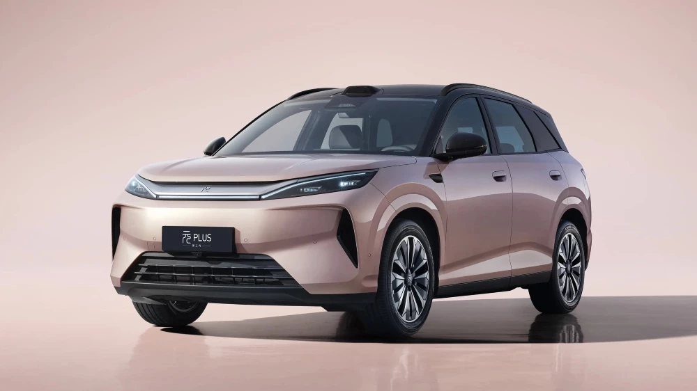 В Китае стартовали продажи нового BYD Yuan Plus: цены и характеристики